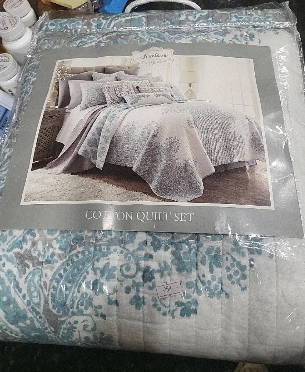 Levtex Teal and White Floral Quilt Set Twin